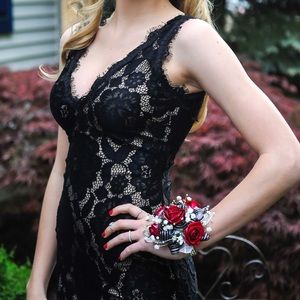 Black lace prom dress
